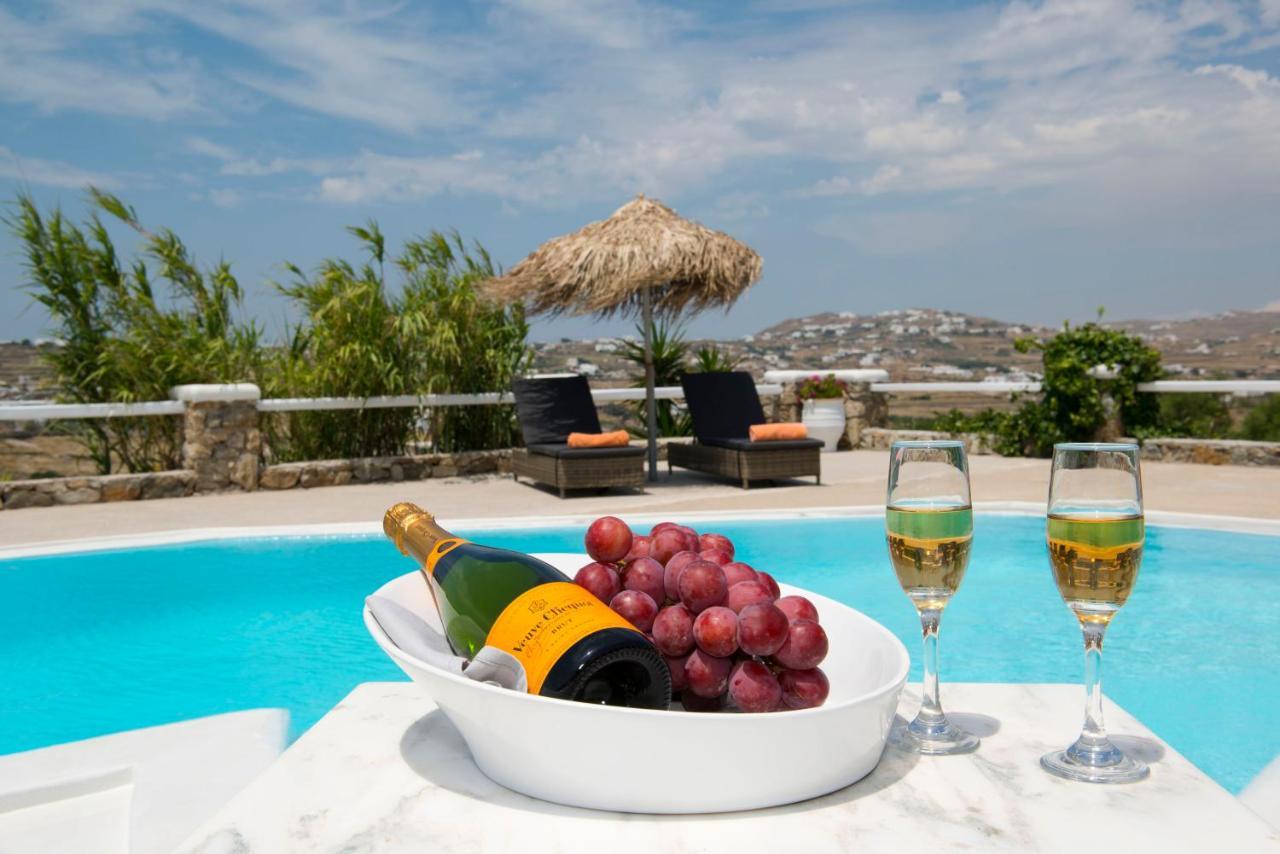 Tatiana Villa & Apartments Klouvas Ngoại thất bức ảnh