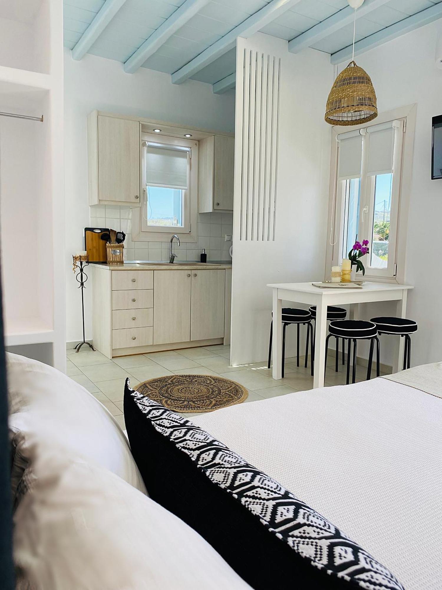 Tatiana Villa & Apartments Klouvas Ngoại thất bức ảnh