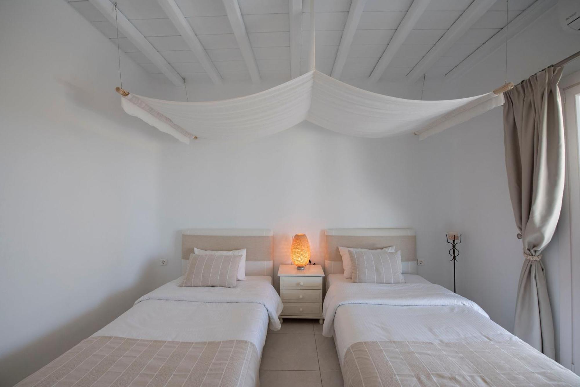 Tatiana Villa & Apartments Klouvas Ngoại thất bức ảnh